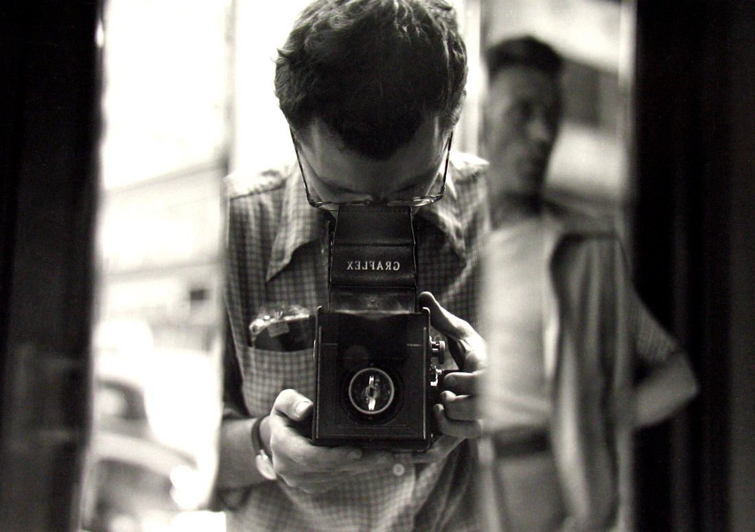 Saul Leiter - Untitled,1950 Self Portrait © Saul Leiter